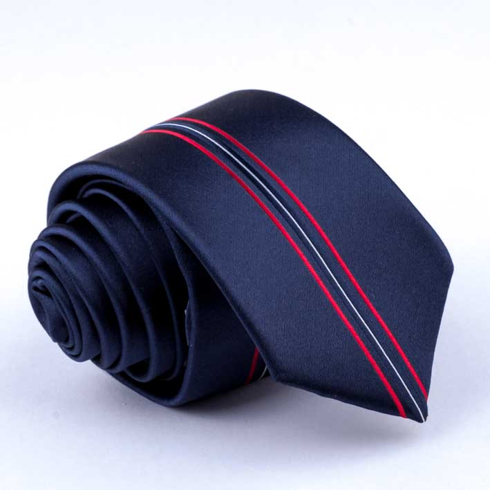 Modra kravata červený pruh